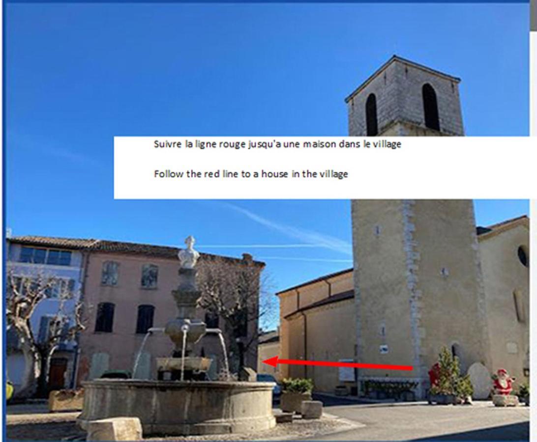 Une Maison Dans Le Village Ribiers Buitenkant foto